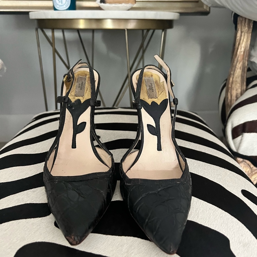 Prada woman’s sling backs